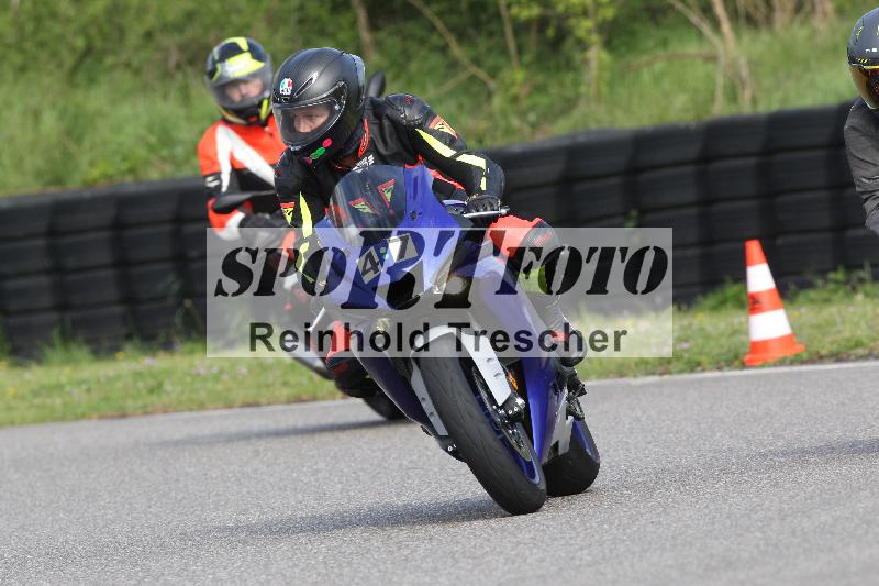 /Archiv-2025/10 23.04.2025 Cornu Master School ADR/gruen-vert/47